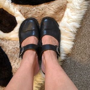 Born leather slide wedges